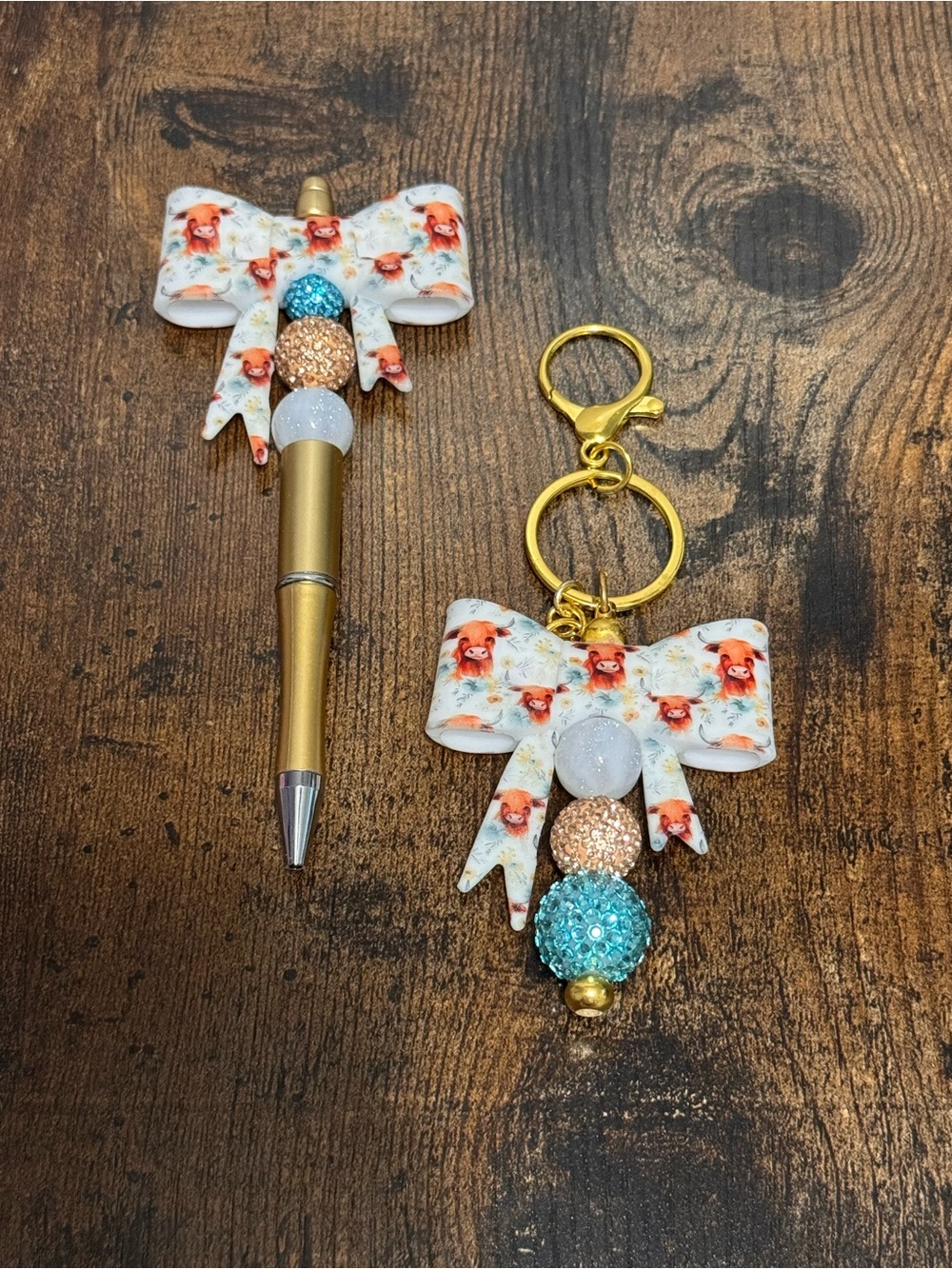 Highland Cow Bow Pen & Matching Keychain Set